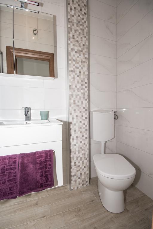 Apartment & Room Ladisic Orasac Exterior foto