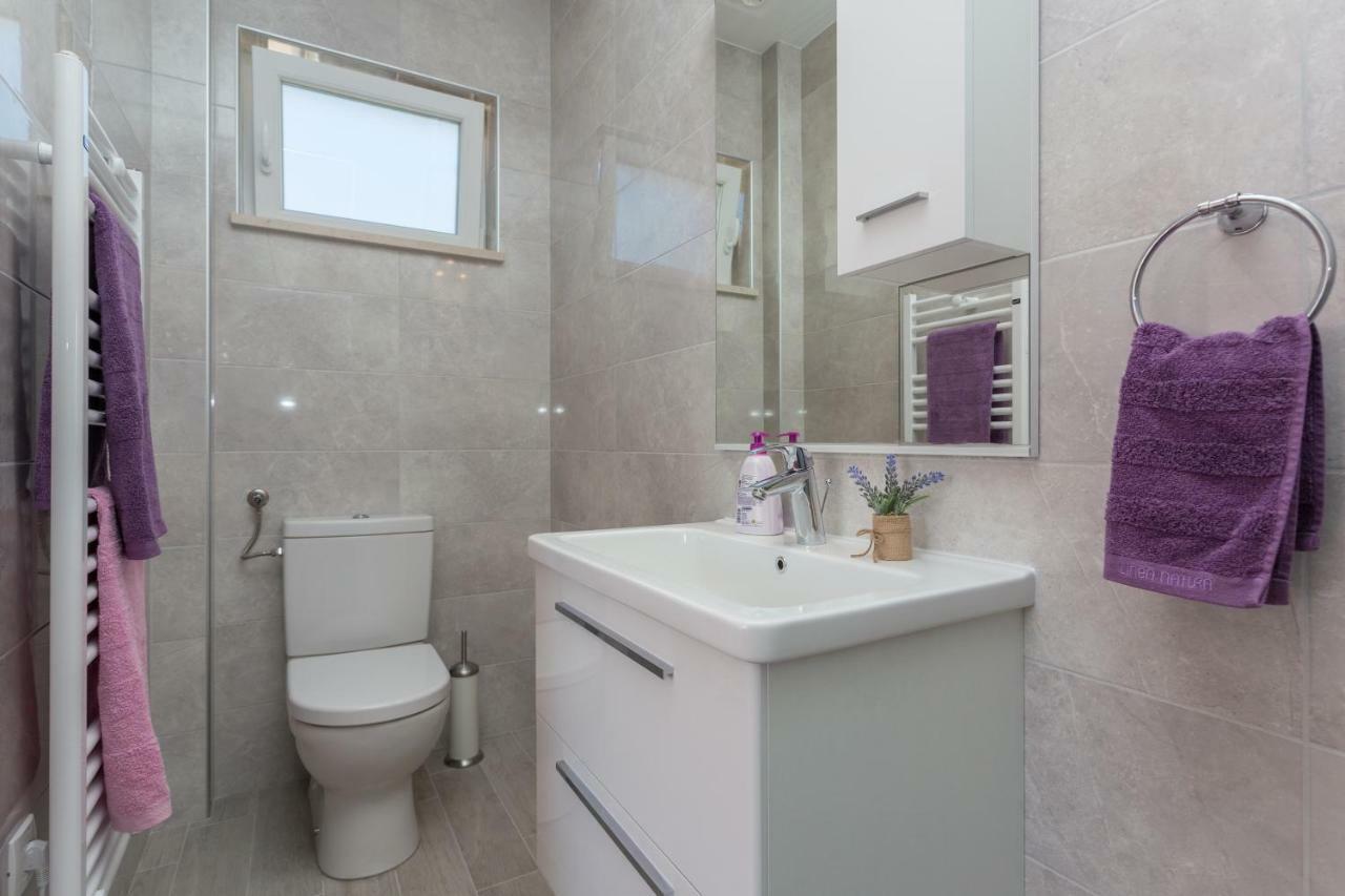 Apartment & Room Ladisic Orasac Exterior foto